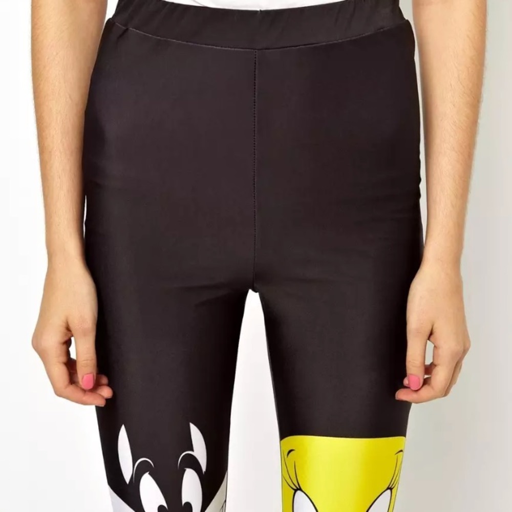 Cutest leggings ever! - Picture 3 of 10